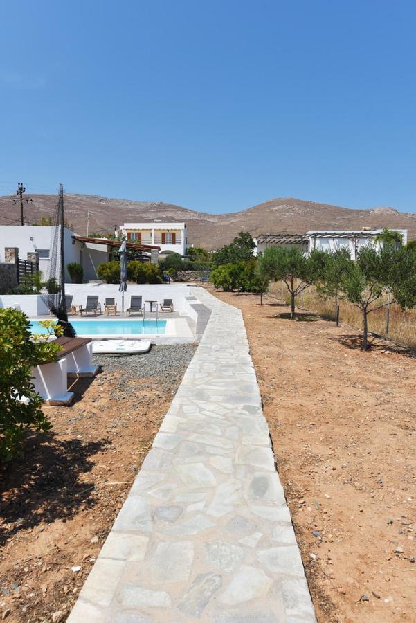Flora'S Beach And Pool Villa In Syros Liaropá Εξωτερικό φωτογραφία